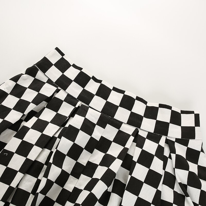 Women's Pleated Checkerboard Mini Skirt